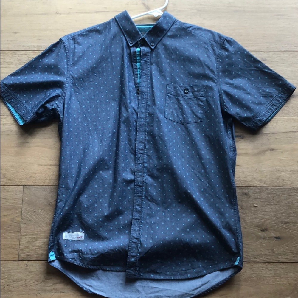 7 Diamonds Short Sleeve Button Up